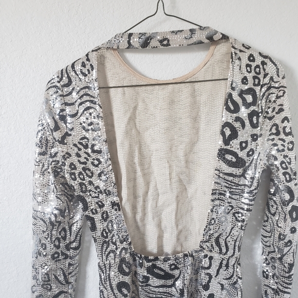 A3 Design Silver Animal Print Bodycon Dress Size Small - Picture 7 of 10